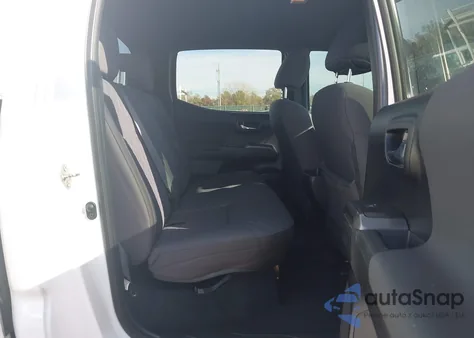 2019 Toyota Tacoma Trd Sport z USA, uszkodzony, nr VIN 3TMCZ5AN3KM287795